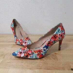 Kelly & Katie Floral Pointed Toe Heels Size 7.5